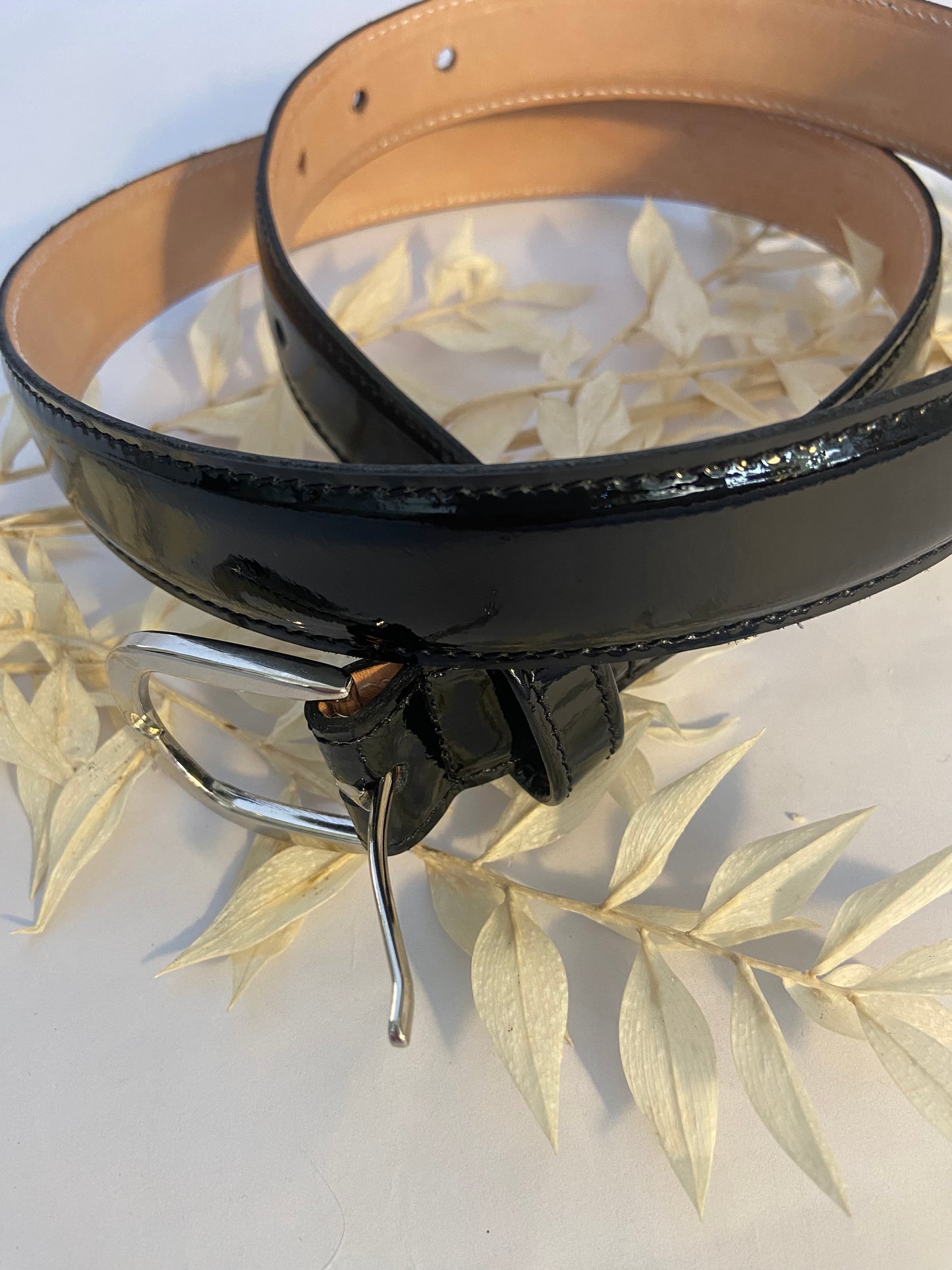 Patent leather belts