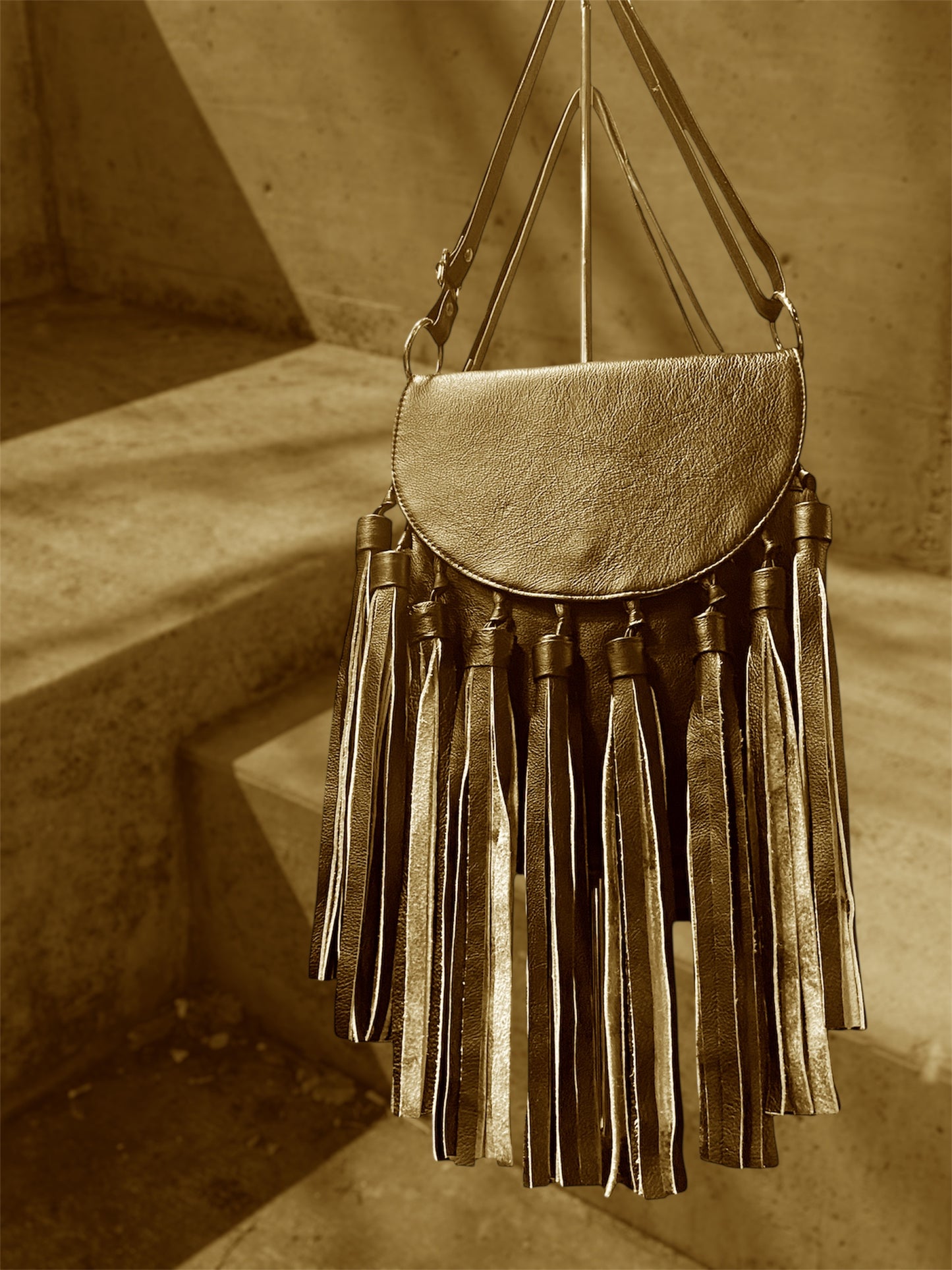 Grain Leather Women’s Shoulder Purse